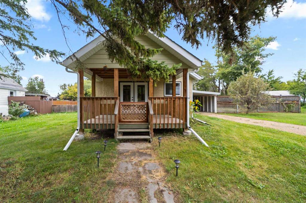 210 McGill Street , A2343372, Alberta,