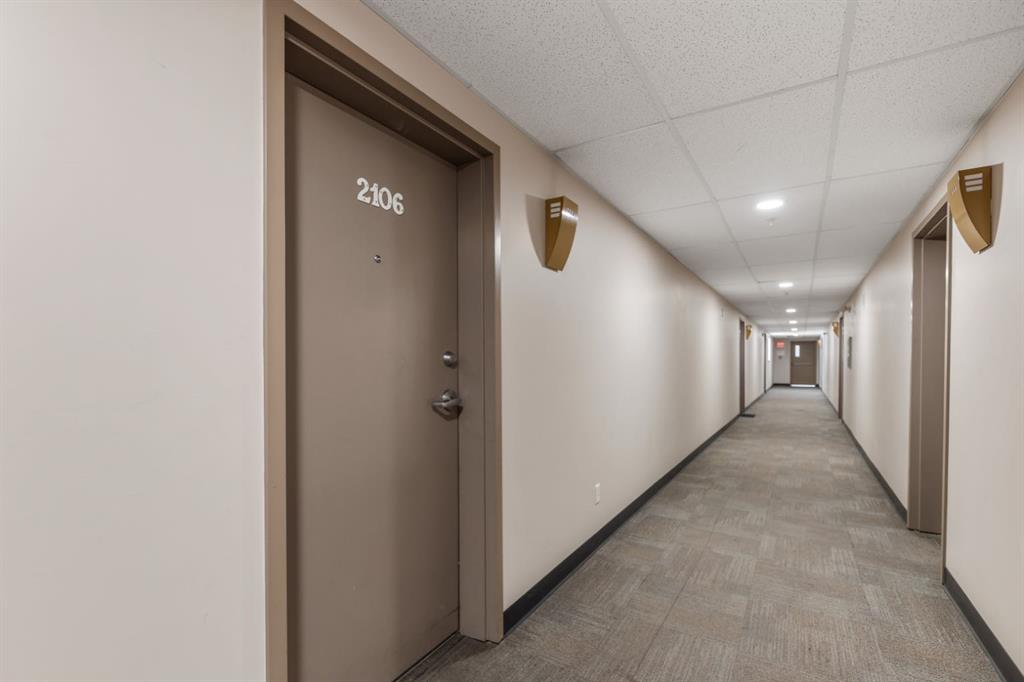 2106, 700 Willowbrook Road NW, A2343401, Alberta,