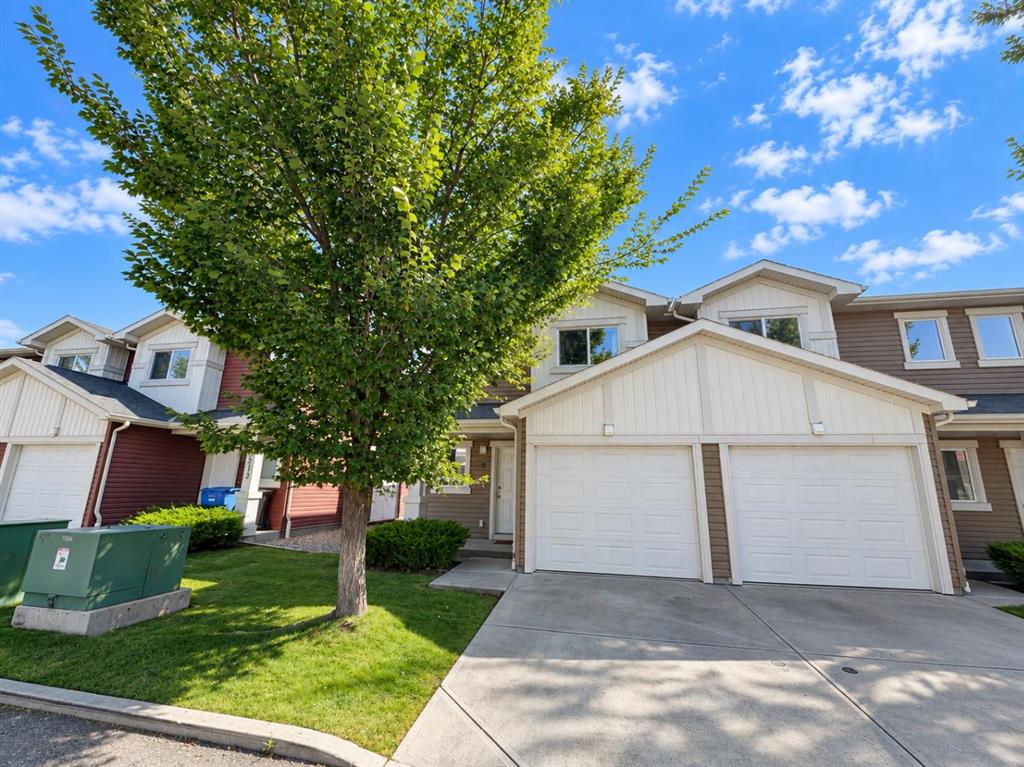 Second View of 8, 205 Silkstone Road W, Copperwood, Lethbridge, Alberta, T1J4J9