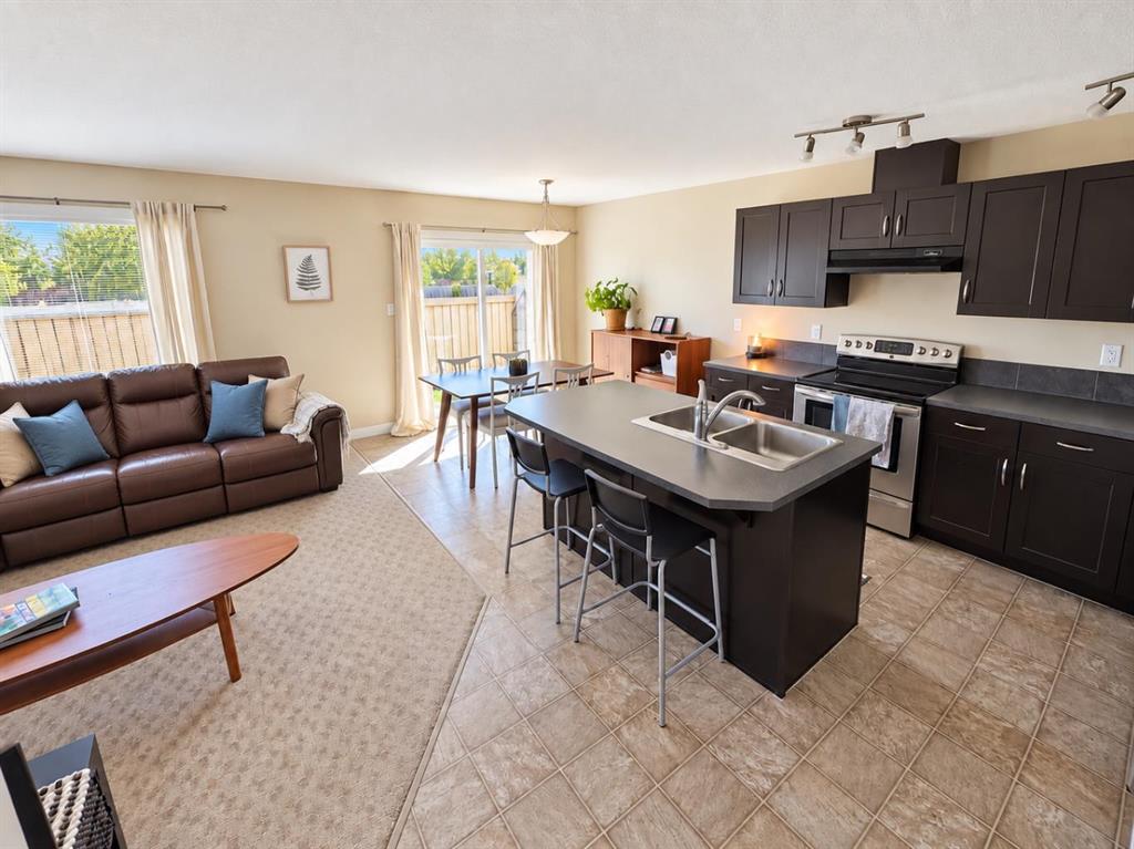 Fourth View of 8, 205 Silkstone Road W, Copperwood, Lethbridge, Alberta, T1J4J9