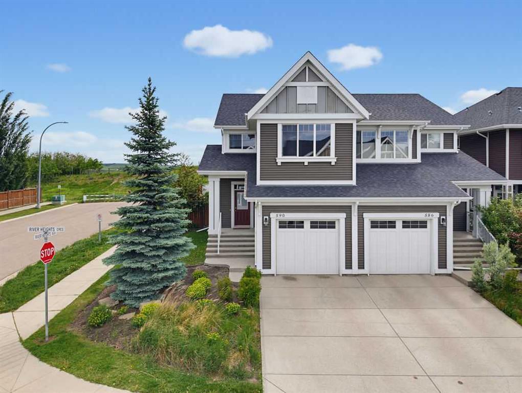 590 River Heights Crescent , A2343536, Alberta,