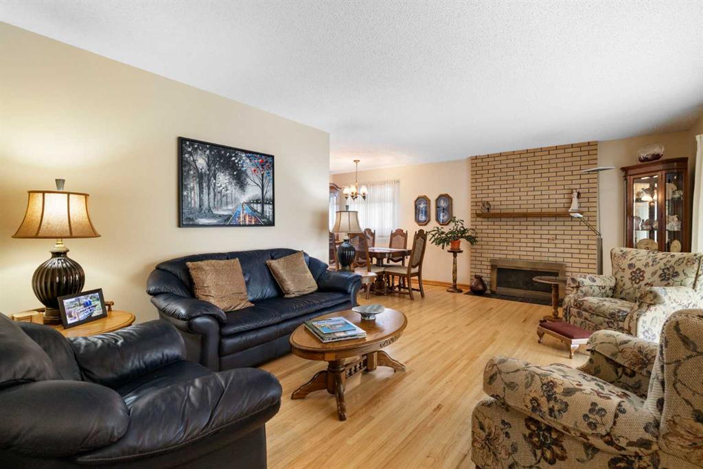 Fourth View of 11219 Wilson Road SE, Willow Park, Calgary, Alberta, T2J 2E3