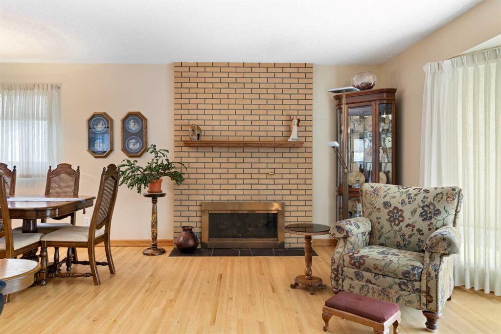 Fifth View of 11219 Wilson Road SE, Willow Park, Calgary, Alberta, T2J 2E3