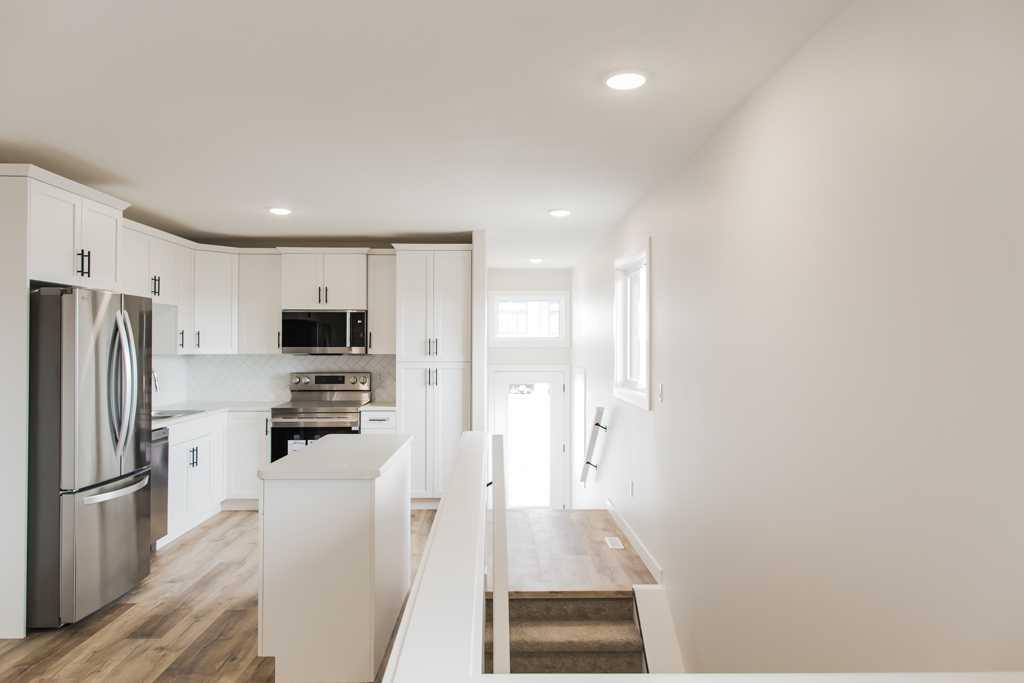 Third View of 9533 114 Avenue , NONE, Clairmont, Alberta, T8X 0W7