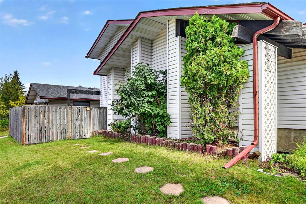Fifth View of 12 Brentwood Drive E, Maplewood, Strathmore, Alberta, T1P 1G1