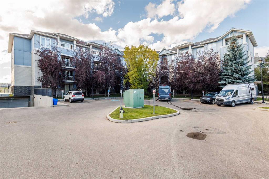 Second View of 207, 108 Country Village Circle NE, Country Hills Village, Calgary, Alberta, T3K 0E3