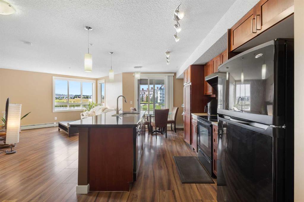 Fifth View of 207, 108 Country Village Circle NE, Country Hills Village, Calgary, Alberta, T3K 0E3