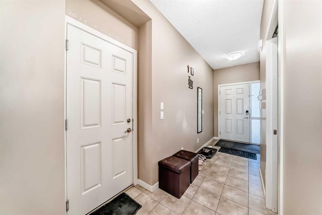 Fifth View of 302 Auburn Crest Way SE, Auburn Bay, Calgary, Alberta, T3M 1T2
