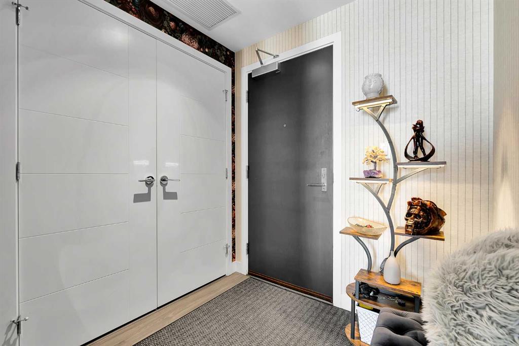 Fifth View of 2402, 930 16 Avenue SW, Beltline, Calgary, Alberta, T2R 1C2