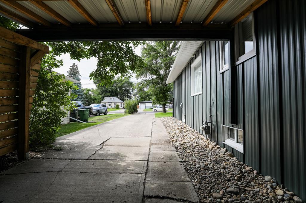 Fourth View of 145 S 1 Street W, NONE, Magrath, Alberta, T0K 1J0