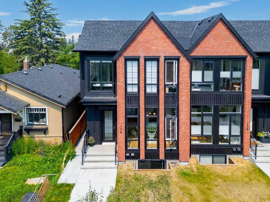 136 10 Avenue NW, A2343813, Alberta,