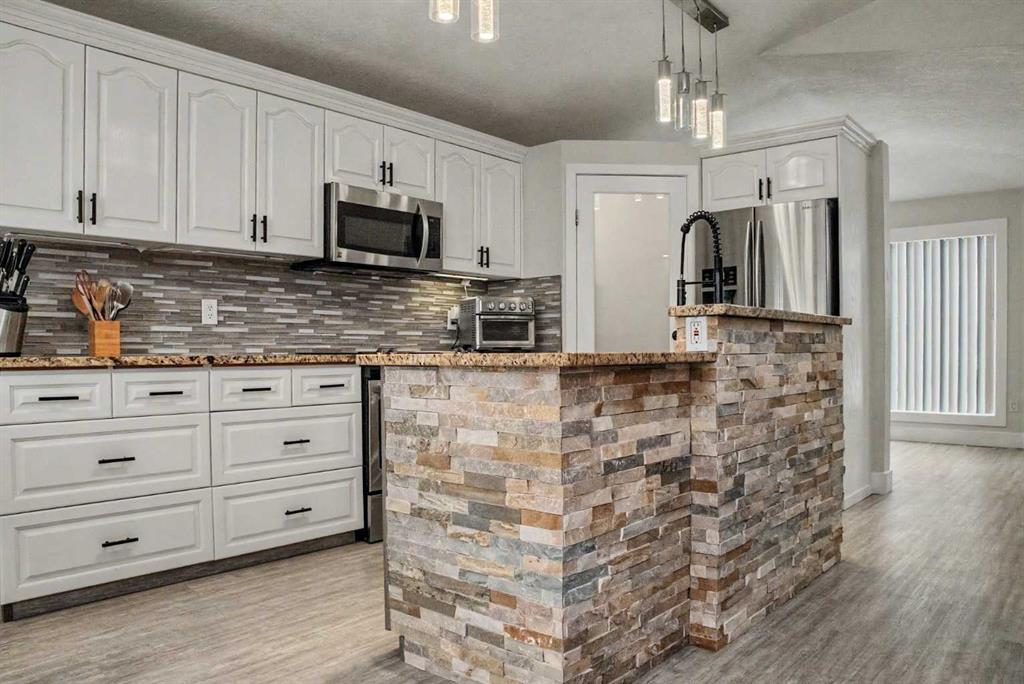Fourth View of 10720 88B Street , Crystal Heights, Grande Prairie, Alberta, T8X 1L6