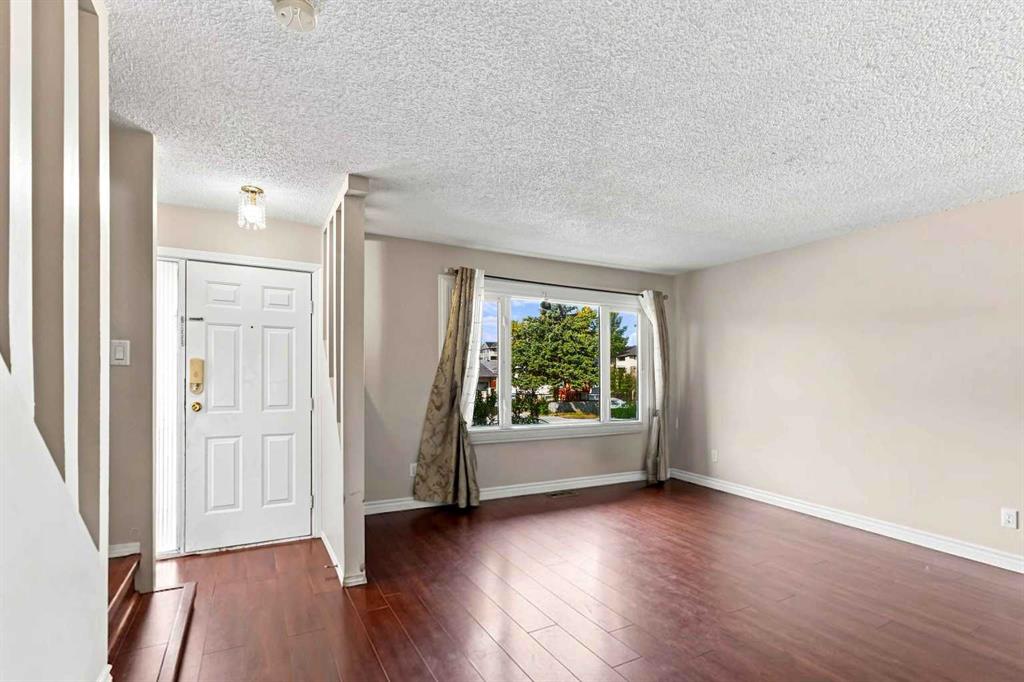 Fifth View of 153 Hardin Street , Downtown, Fort McMurray, Alberta, T9H 2G1