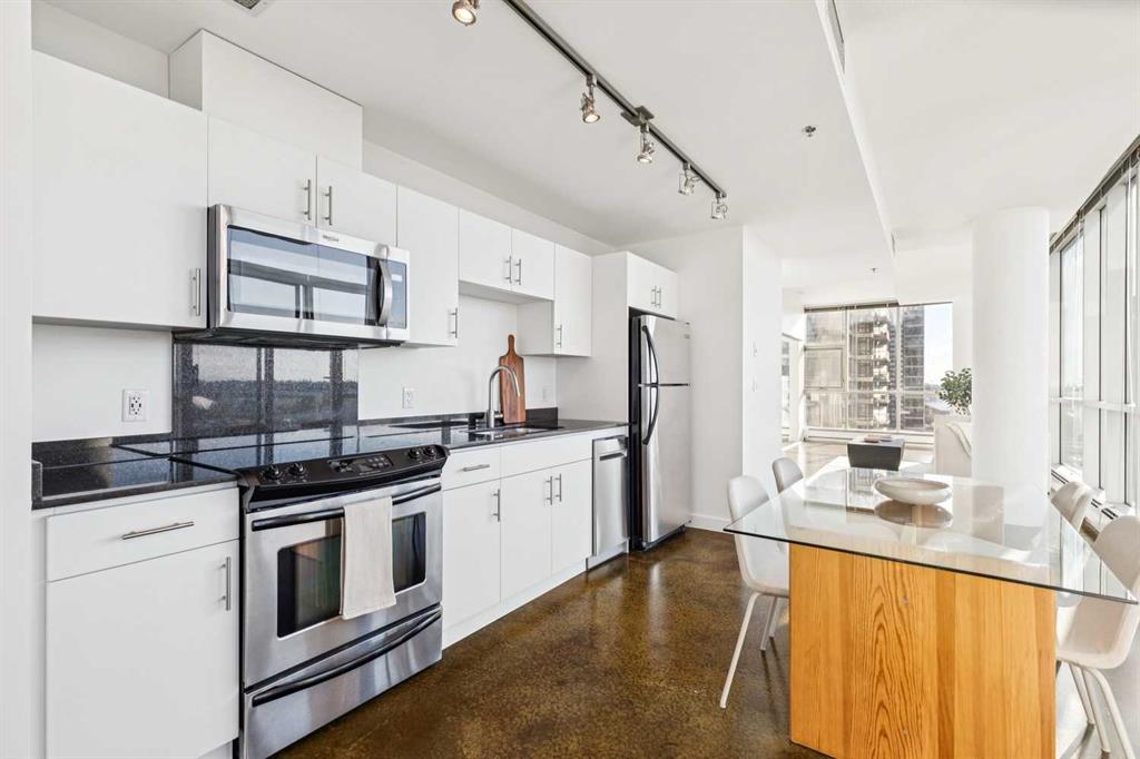Third View of 1209, 135 13 Avenue SW, Beltline, Calgary, Alberta, T2R 0W8