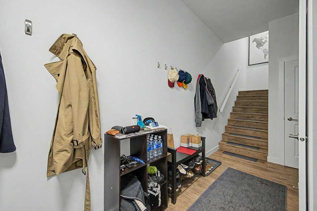 Third View of 140 Sovereign Common SW, Shaganappi, Calgary, Alberta, T3C 1K2