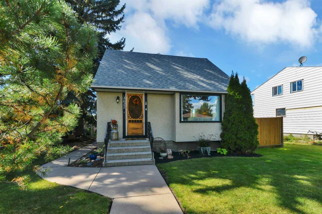 Third View of 3622 41 Avenue , Mountview, Red Deer, Alberta, T4N 2X8