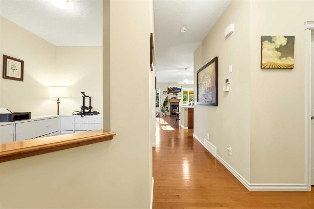 Fifth View of 142 Auburn Glen Manor SE, Auburn Bay, Calgary, Alberta, T3M 0L3