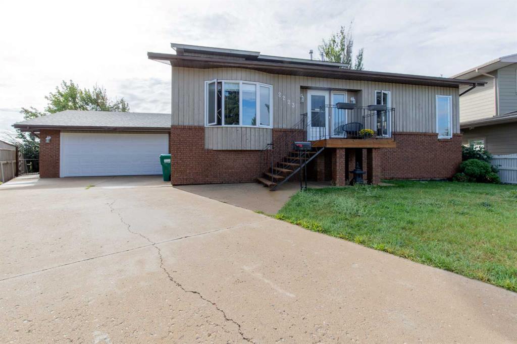 2223 42 Street S, A2344055, Alberta,