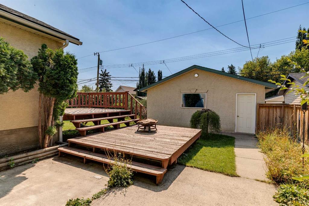 Third View of 415 51 Avenue SW, Windsor Park, Calgary, Alberta, T2V 0A2