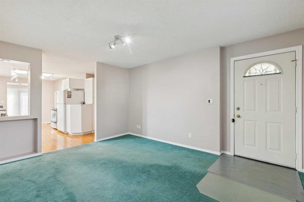 Fifth View of 415 51 Avenue SW, Windsor Park, Calgary, Alberta, T2V 0A2