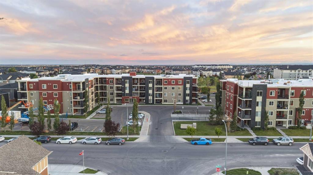 301, 15 Saddlestone Way NE, A2344117, Alberta,