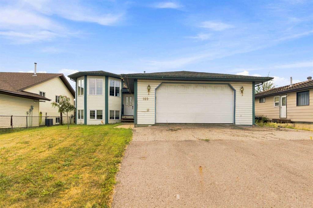 Third View of 169 MCCONACHIE Crescent , Dickinsfield, Fort McMurray, Alberta, T9K1K8
