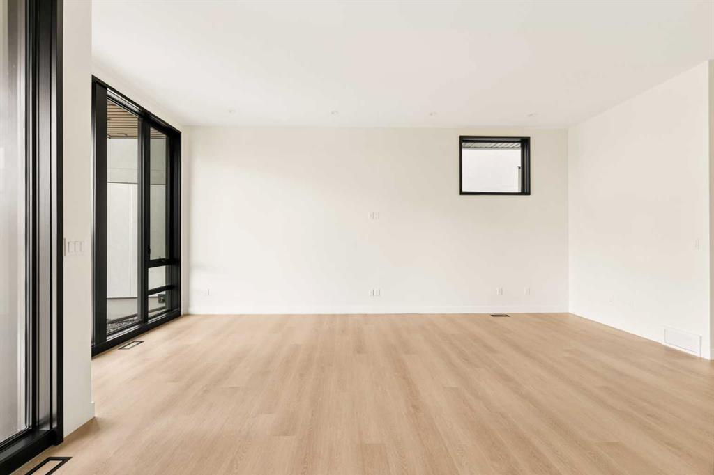 Fifth View of 3C Willow Crescent SW, Spruce Cliff, Calgary, Alberta, T3C 3B8