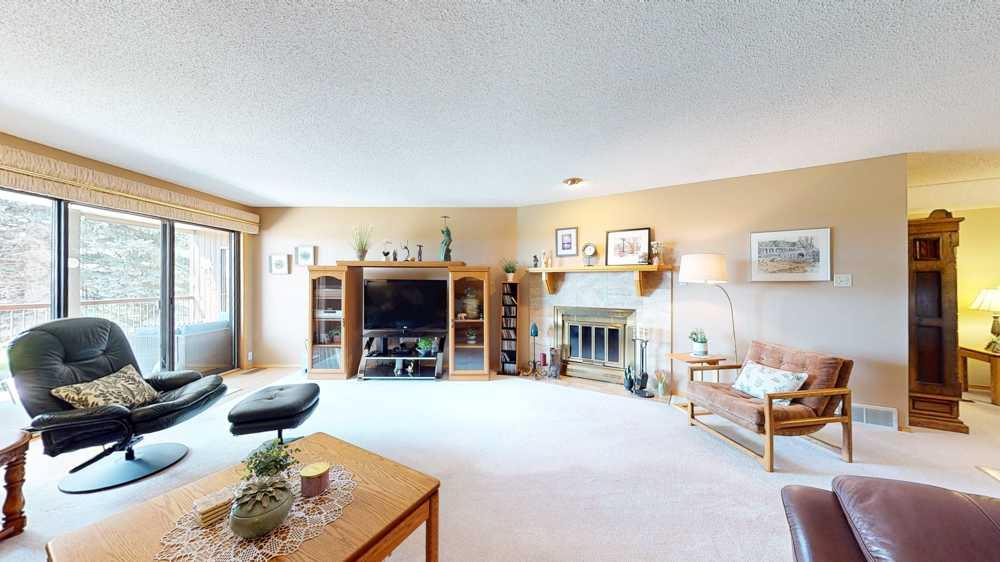 Fifth View of 6, 1165 16 Street NE, Northeast Crescent Heights, Medicine Hat, Alberta, T1C1P7
