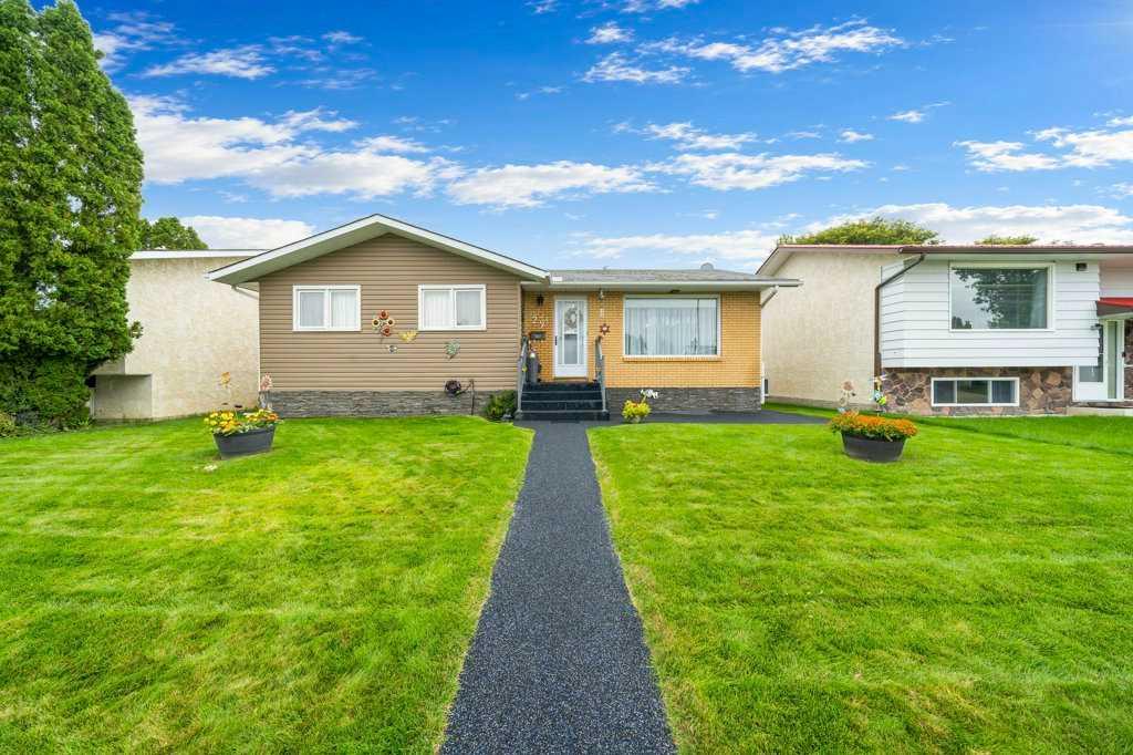 29 Cairns Way SE, A2344158, Alberta,