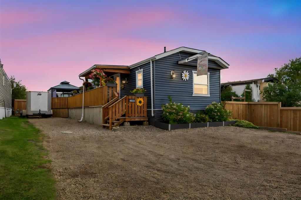 104 Cokerill Crescent , A2344195, Alberta,