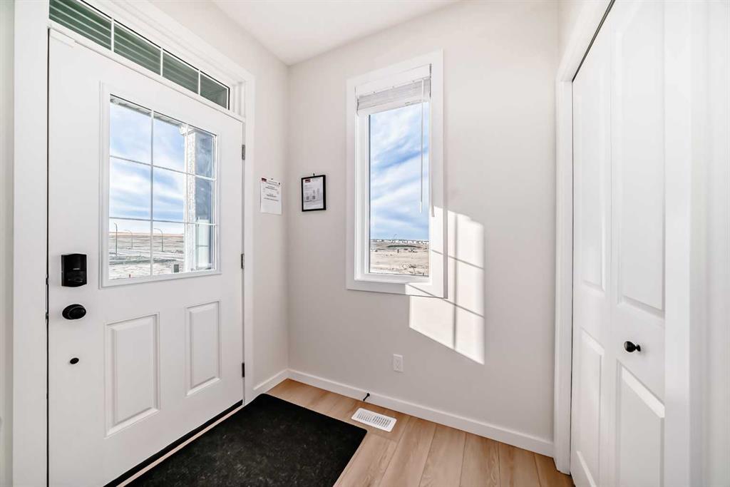 Third View of 560 Lewisburg Place NE, Lewisburg, Calgary, Alberta, T3P 2N7