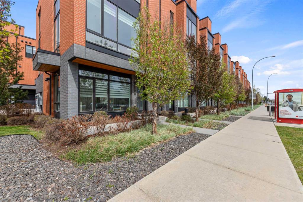 3040 Parkdale Boulevard NW, A2344228, Alberta,