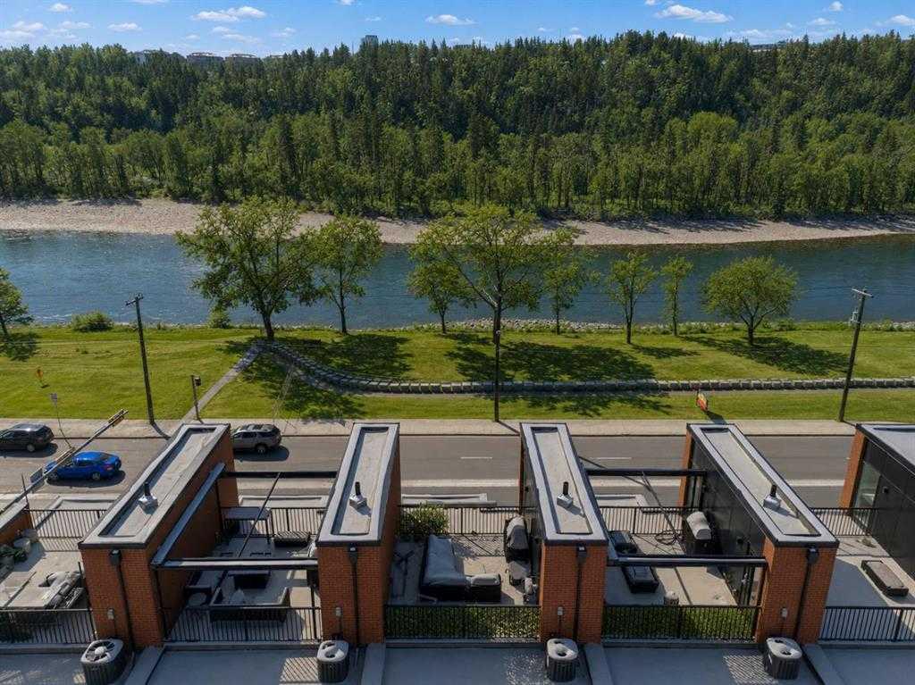 Fourth View of 3040 Parkdale Boulevard NW, Parkdale, Calgary, Alberta, T2N 5B3