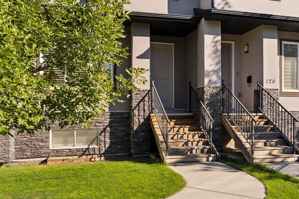 Fourth View of 124 25 Avenue NE, Tuxedo Park, Calgary, Alberta, T2E1X8