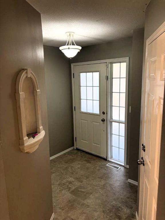 Third View of 10, 6300 Orr Drive , Oriole Park West, Red Deer, Alberta, T4P 3T6
