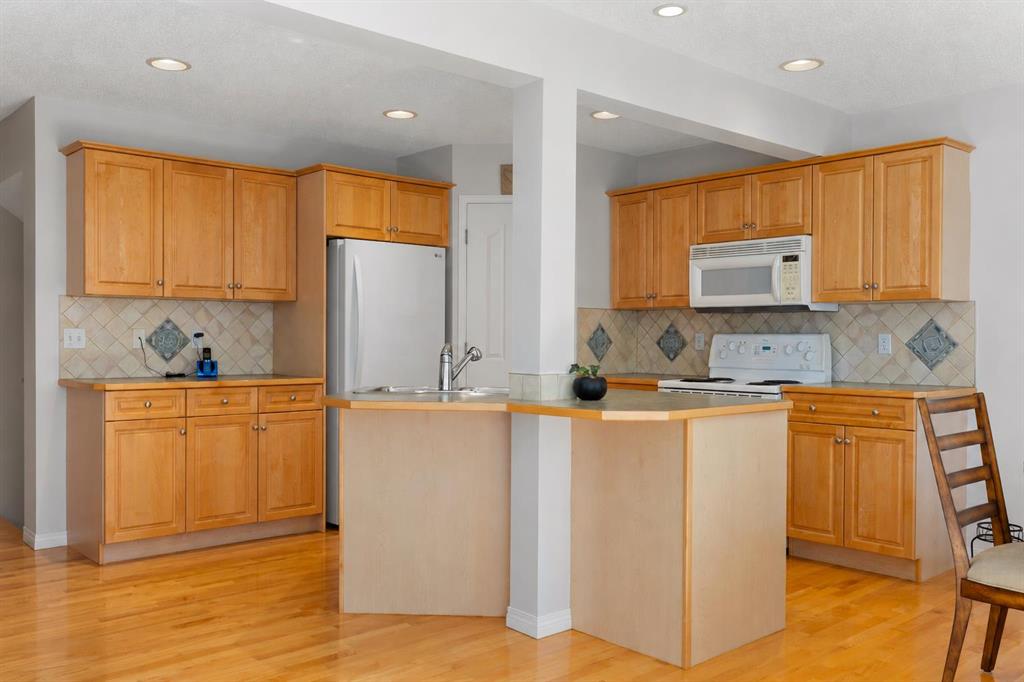 Fourth View of 85 Royal Oak Crescent NW, Royal Oak, Calgary, Alberta, T3G 4Y6