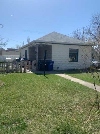 420 21 Street , A2344330, Alberta,