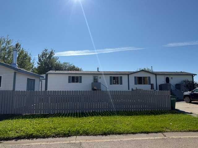 15 Dewberry Road , A2344338, Alberta,