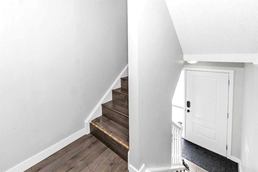 Third View of 151, 6915 Ranchview Drive NW, Ranchlands, Calgary, Alberta, T3G1R8