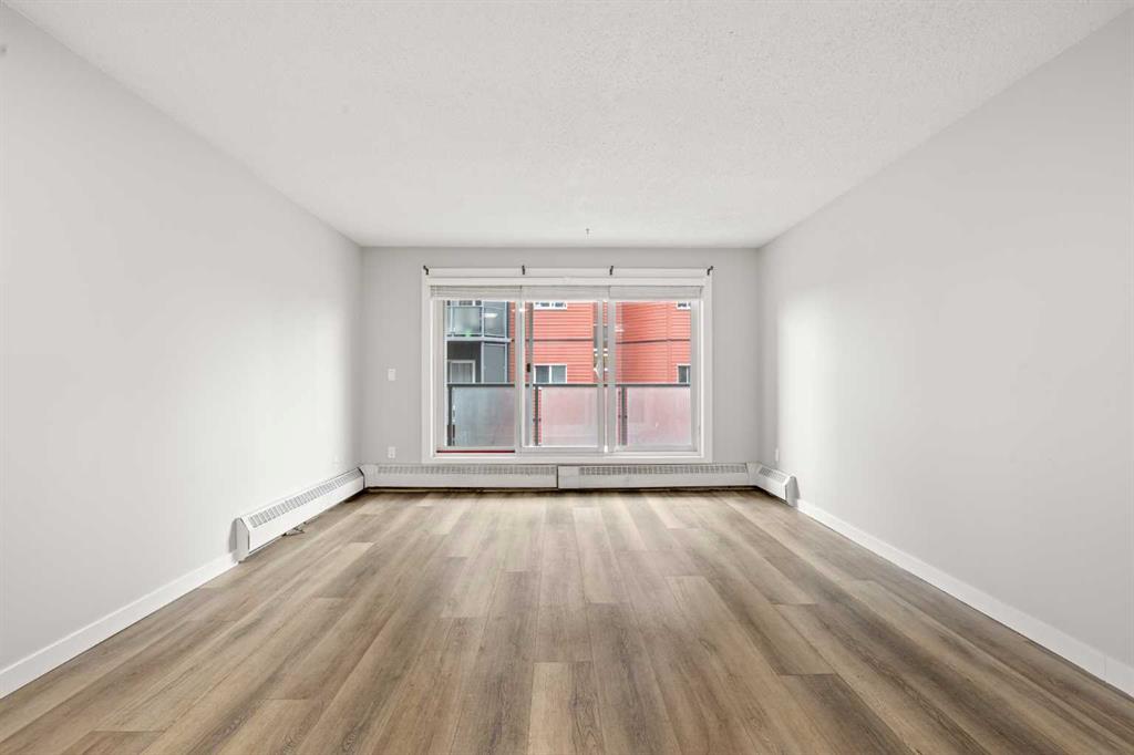 Fourth View of 225, 333 Garry Crescent NE, Greenview, Calgary, Alberta, T2K 5W9