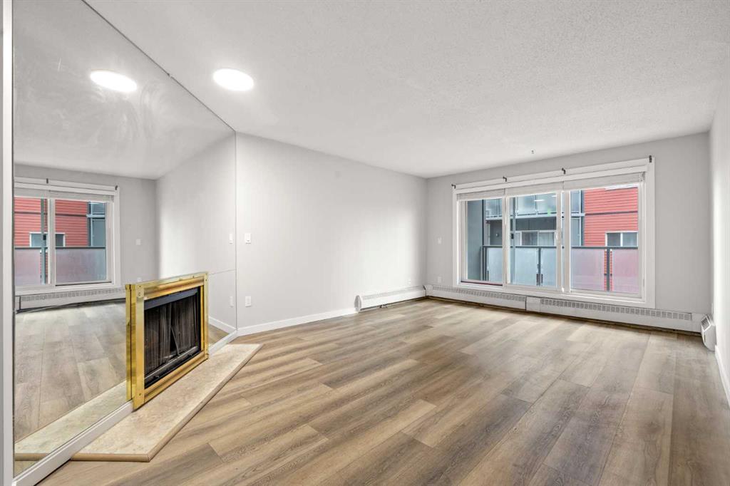 Fifth View of 225, 333 Garry Crescent NE, Greenview, Calgary, Alberta, T2K 5W9