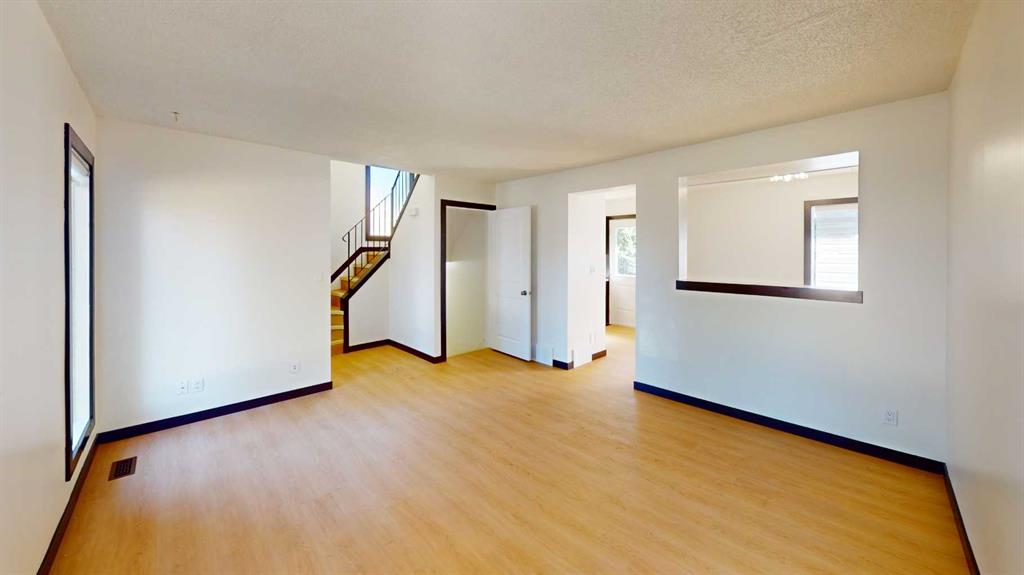 Fourth View of 9903 71A Avenue , South Patterson Place, Grande Prairie, Alberta, T8V5T8