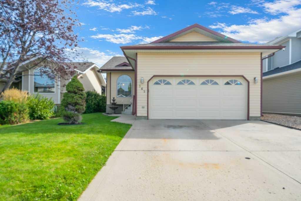 365 Stratton Way SE, A2344427, Alberta,