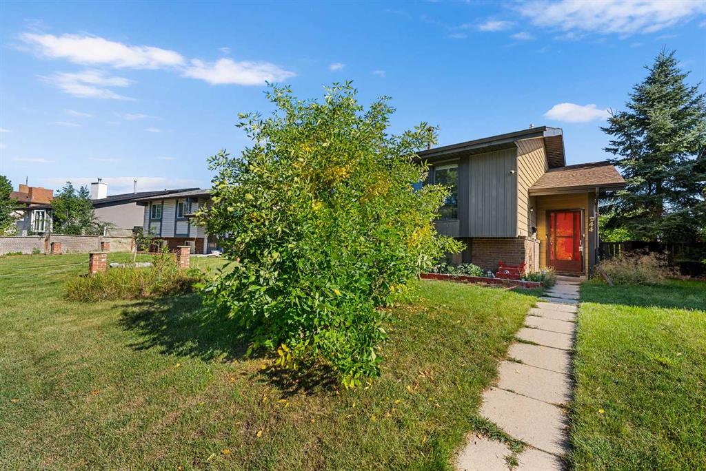 Third View of 44 Templemont Drive NE, Temple, Calgary, Alberta, T1Y 4Z6