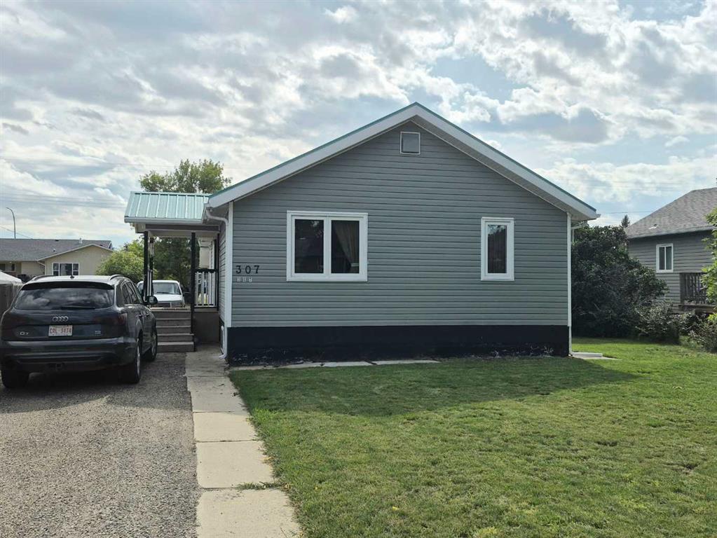 307 3 Avenue , A2344573, Alberta,