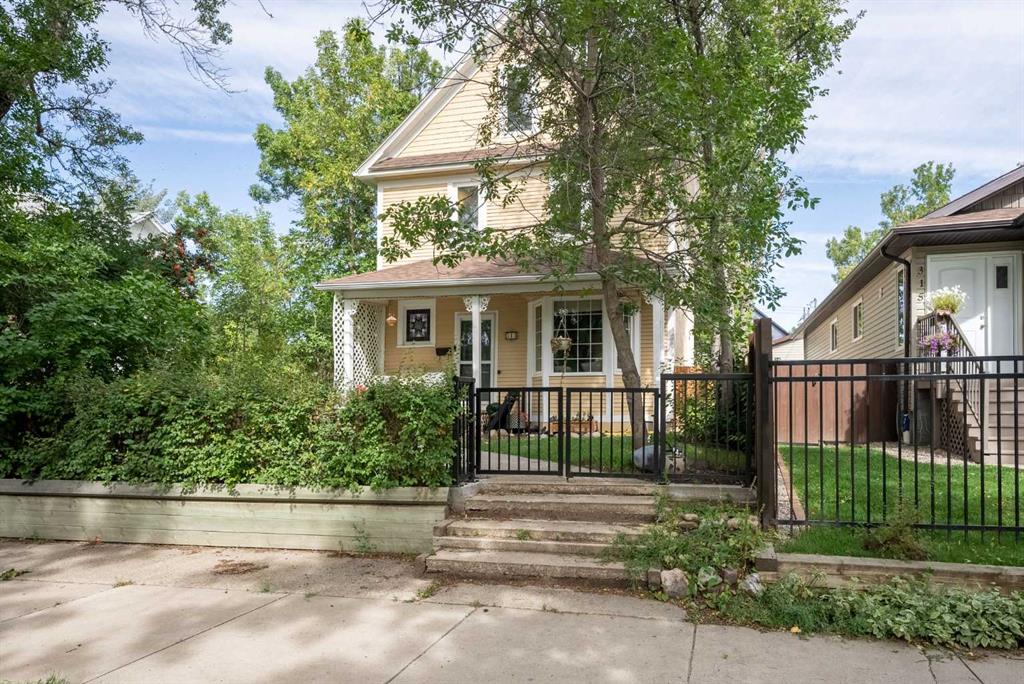 Third View of 313 7A Avenue S, London Road, Lethbridge, Alberta, T1J 1N3