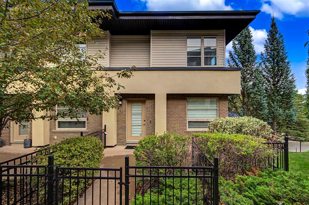 Main View of 41 Aspen Hills Common SW, Aspen Woods, Calgary, Alberta, T3H 0R7