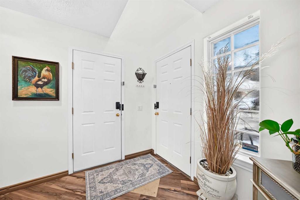 Fourth View of 905 Patterson View SW, Patterson, Calgary, Alberta, T3H 3J9