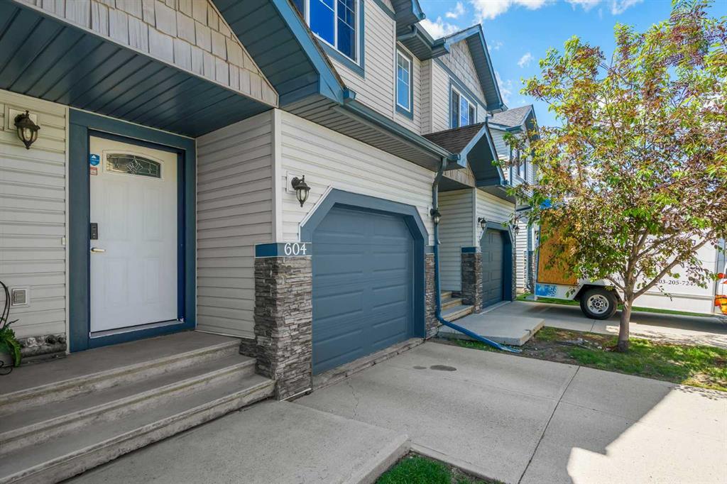 Fourth View of 604, 620 Luxstone Landing SW, Luxstone, Airdrie, Alberta, T4B 0B6