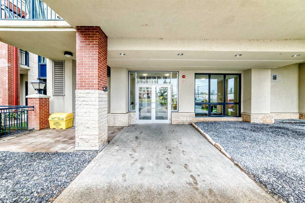 Third View of 218, 8880 Horton Road SW, Haysboro, Calgary, Alberta, T2V 2W3